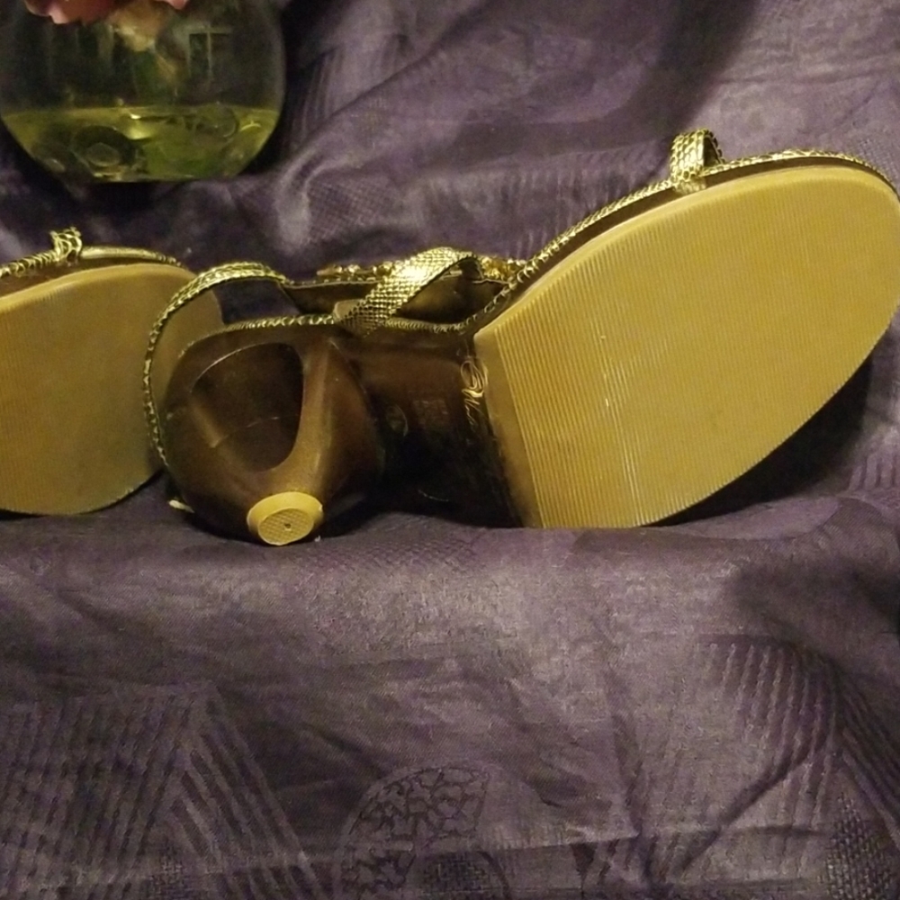Shoes: NWOT GOLD Sandals - Picture 6 of 7